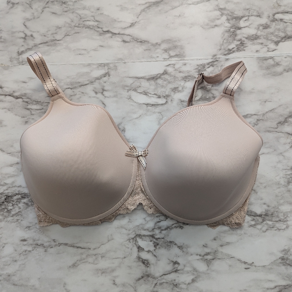 Chantelle Tan Bra size 36DDDD or 36G Padded Underwire